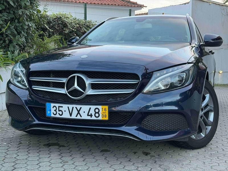 Azul Usado 2016 Mercedes C220 Avantgarde Edition Carrinha | € 22.900 - Imagem 1/4