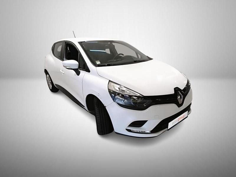 Branco Usado 2016 Renault Clio IV Zen | € 7.990 (Preço justo) - Imagem 1/4