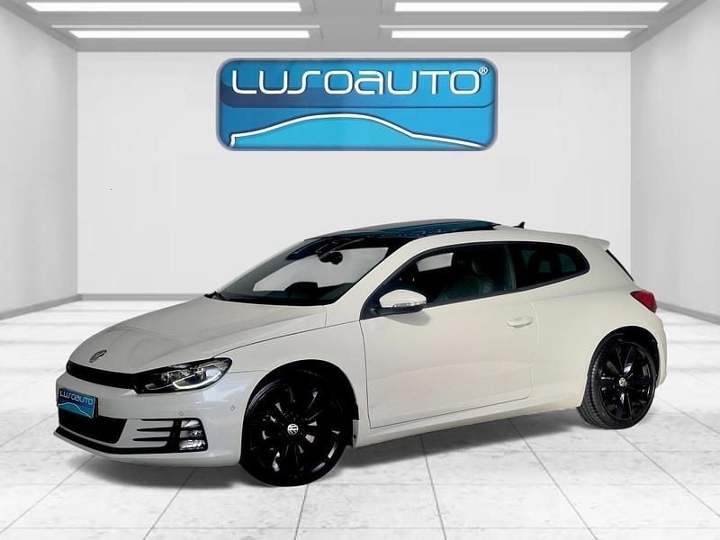 Branco Usado 2017 VW Scirocco Sport Coupé | € 26.900 - Imagem 1/4
