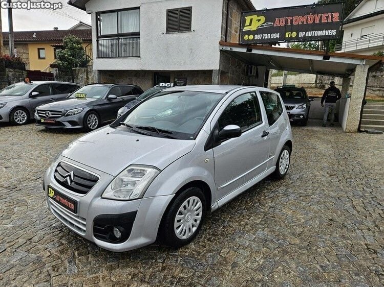 Cinza Usado 2009 Citroën C2 VTR Sport Citadino | € 3.000 - Imagem 1/1