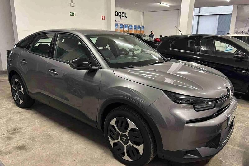 Usado Citroën C4 136 HP (100 kW) 2025 Cinzento Citadino