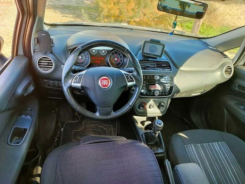 Usado 2011 Fiat Punto Evo Citadino | € 5.175 (Bom preço) - Imagem 1/4