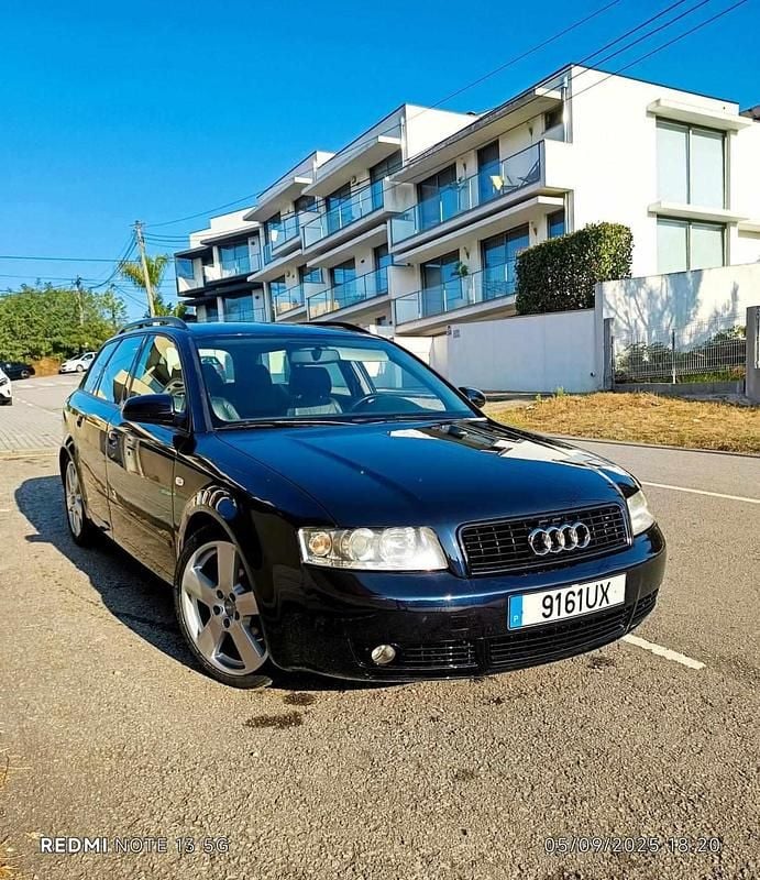 Azul Usado 2003 Audi A4 Carrinha | € 6.999 (Preço justo) - Imagem 1/4