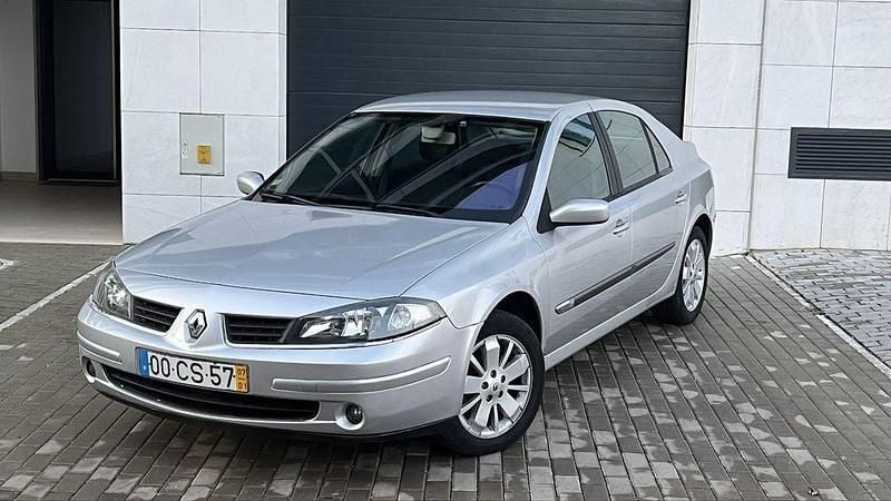 Usado 2007 Renault Laguna III Sedan | € 2.500 - Imagem 1/4