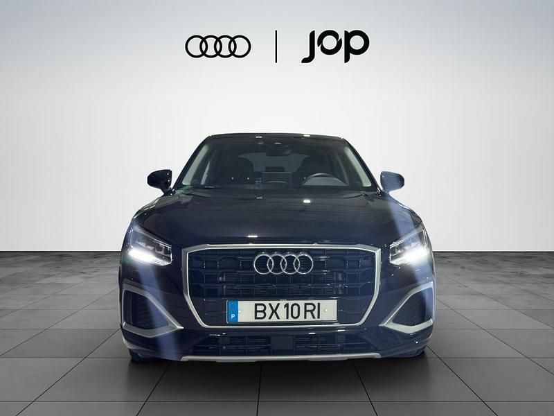 Usado Audi Q2 Advanced 116 HP (85 kW) 2025 Preto SUV