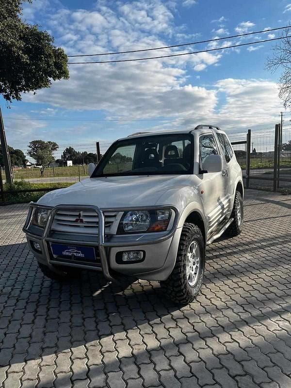 Branco Usado 2000 Mitsubishi Pajero SUV | € 15.500 (Bom preço) - Imagem 1/4