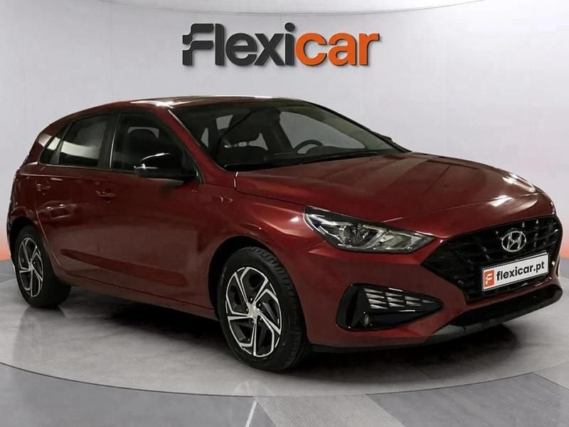 Usado Hyundai i30 Style 115 HP (84 kW) 2021 Vermelho