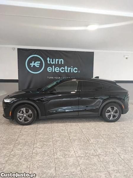 Preto Usado 2022 Ford Mustang Mach-E SUV | € 29.900 (Super Preço) - Imagem 1/1