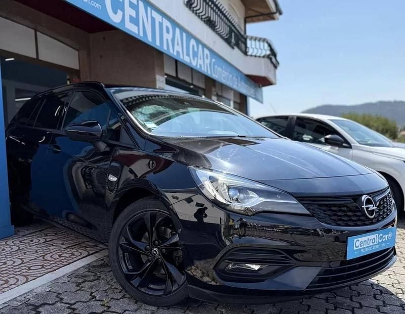Preto Usado 2020 Opel Astra Ultimate Carrinha | € 13.950 (Preço justo) - Imagem 1/4