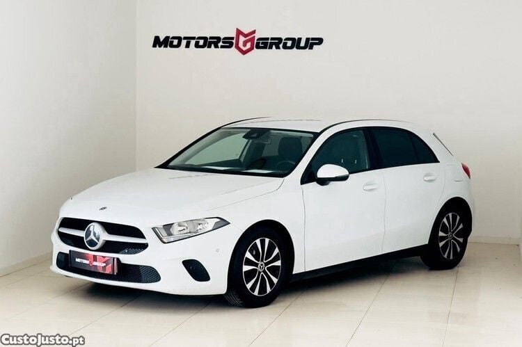 Branco Usado 2020 Mercedes A180 Progressive | € 23.750 (Bom preço) - Imagem 1/1