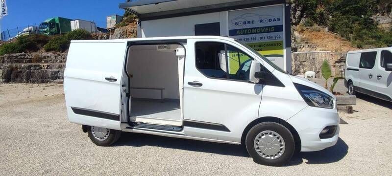 Branco Usado 2021 Ford Transit | € 22.755 (Preço justo) - Imagem 1/4
