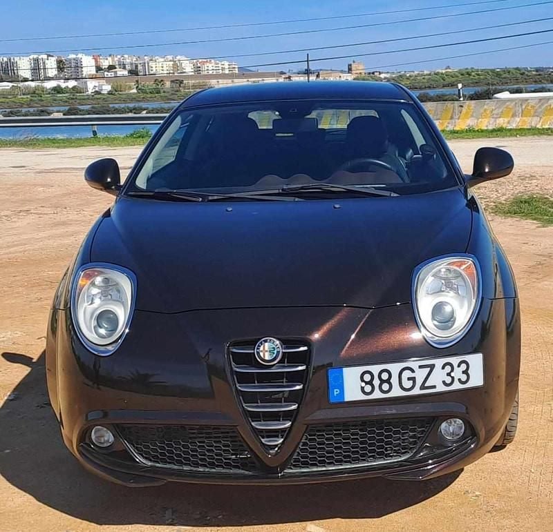 Preto Usado 2008 Alfa Romeo MiTo Citadino | € 6.000 (Preço justo) - Imagem 1/4