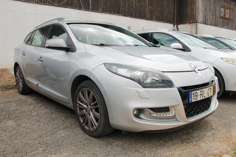 Usado Renault Mégane GT Line GT-Line 110 HP (80 kW) 2012 Cinza Carrinha