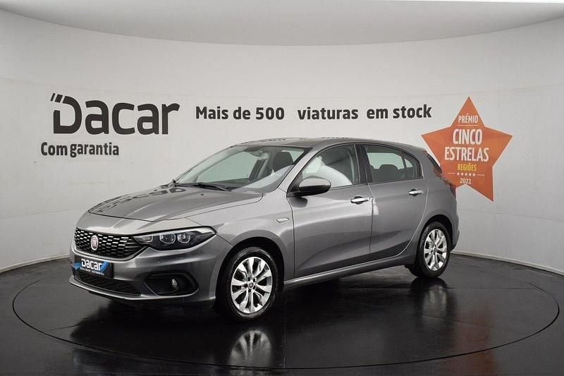 Usado Fiat Tipo Lounge 95 HP (69 kW) 2019 Cinza