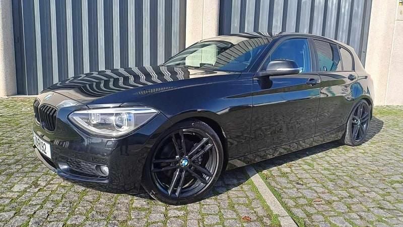 Preto Usado 2011 BMW 120 Citadino | € 12.400 (Bom preço) - Imagem 1/4