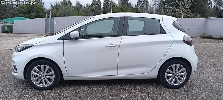 Usado Renault Zoe 79 kW (108 HP) 2022 Branco Citadino