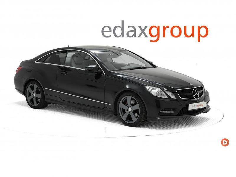 Preto Usado 2012 Mercedes E250 Coupé | € 16.490 - Imagem 1/4