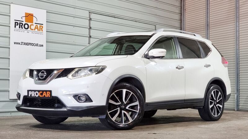 Branco Usado 2015 Nissan X-Trail 360º SUV | € 15.900 (Preço elevado) - Imagem 1/4