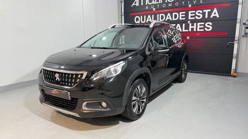 Usado Peugeot 2008 110 HP (80 kW) 2018 Preto SUV