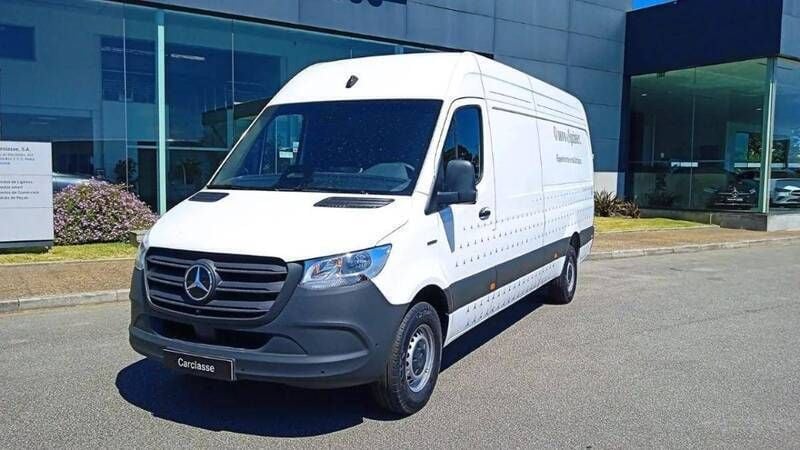 Usado Mercedes E-Sprinter 150 kW (204 HP) 2024 Branco Van