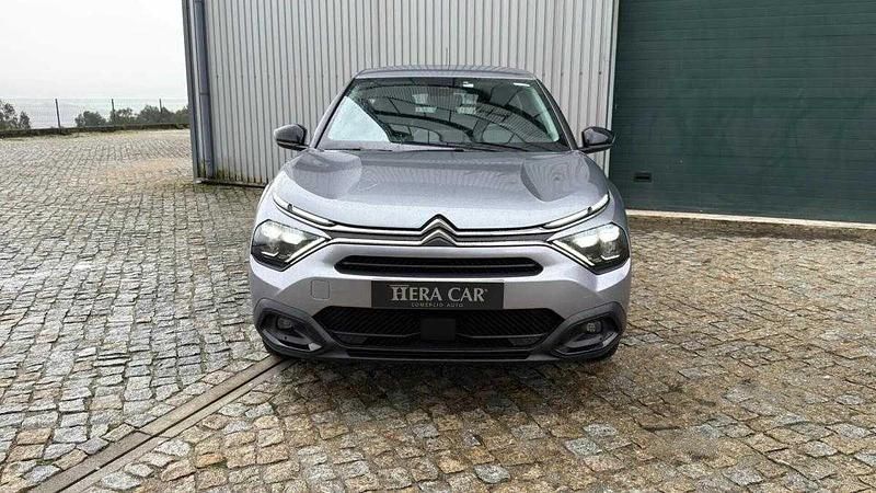 Usado Citroën C4 Feel 131 HP (96 kW) 2023 Cinzento Sedan