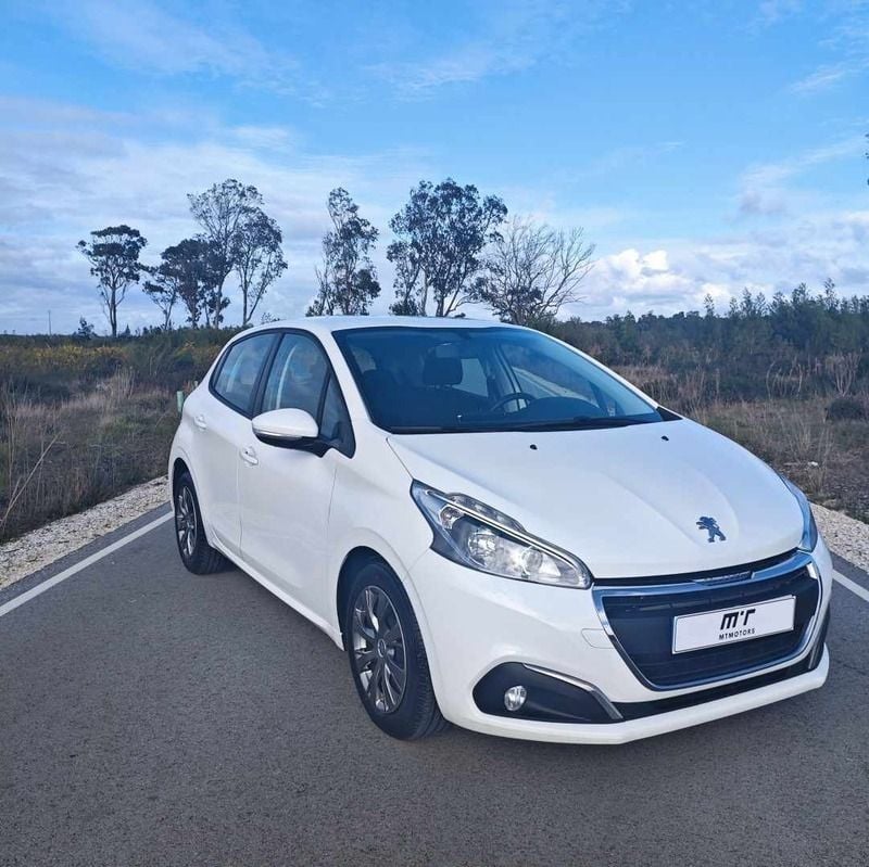 Branco Usado 2019 Peugeot 208 Citadino | € 11.250 (Bom preço) - Imagem 1/4