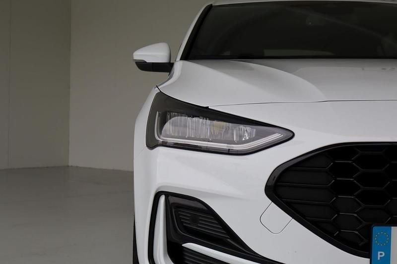 Usado Ford Focus ST-Line 125 HP (91 kW) 2024 Branco
