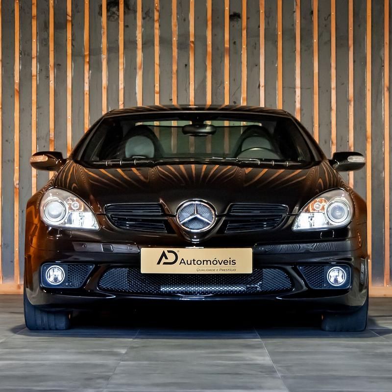 Preto Usado 2005 Mercedes SLK55 AMG AMG Cabrios | € 55.900 - Imagem 1/4