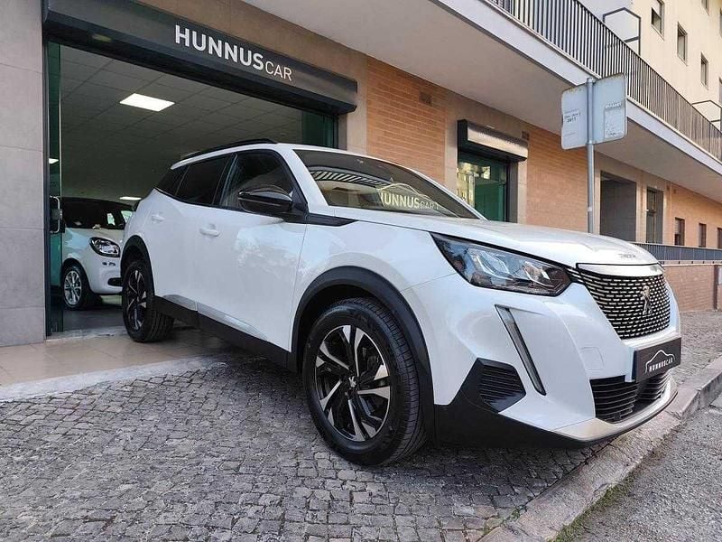Branco Usado 2023 Peugeot 2008 Allure SUV | € 17.990 (Bom preço) - Imagem 1/4