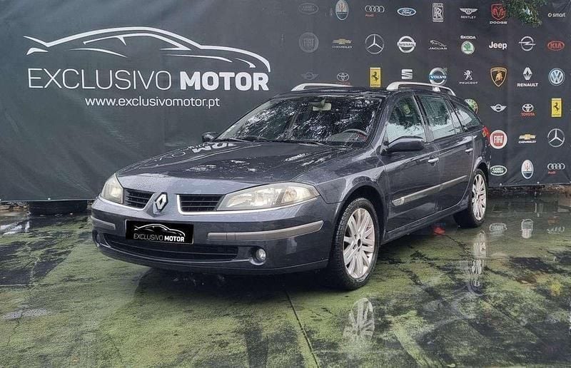 Cinzento Usado 2005 Renault Laguna II Carrinha | € 4.900 - Imagem 1/4