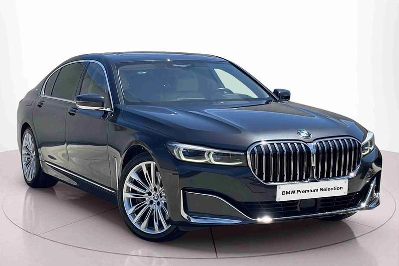 Cinzento Usado 2019 BMW M760 Comfort Edition Sedan | € 68.900 - Imagem 1/4
