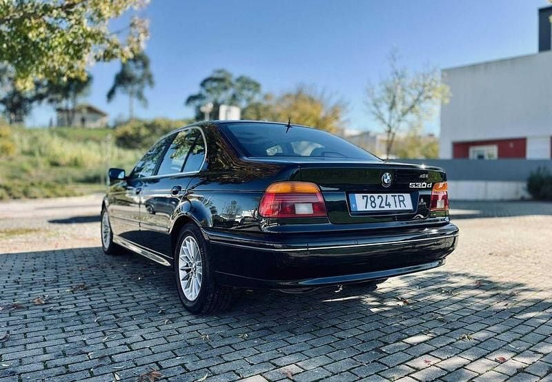 Usado 2002 BMW 530 Sedan | € 4.500 - Imagem 1/4