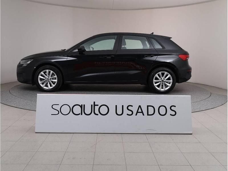 Usado Audi A3 116 HP (85 kW) 2021 Preto metalizado Sedan