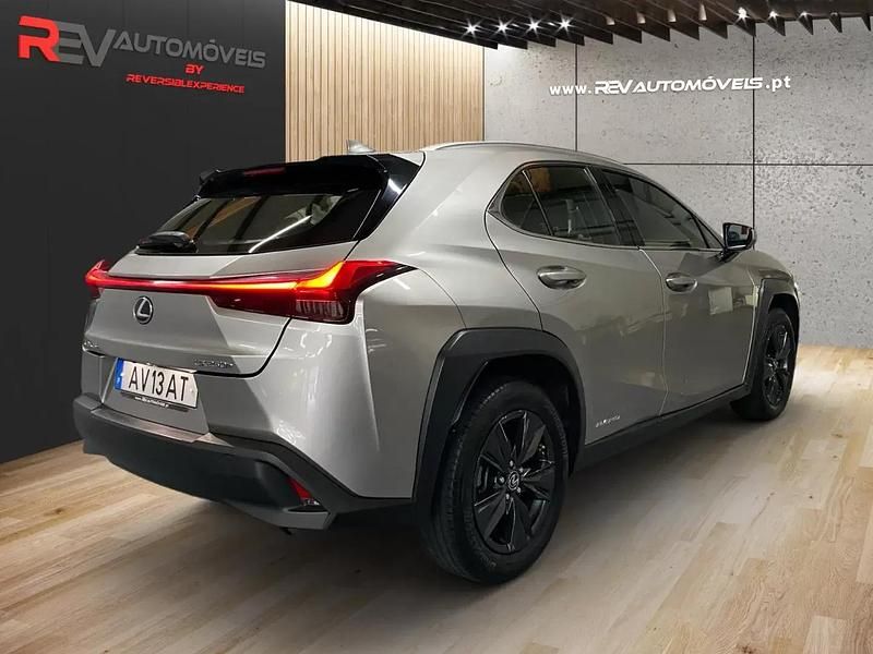 Usado Lexus UX 250h Executive Line 184 HP (135 kW) 2021 Cinza escuro SUV