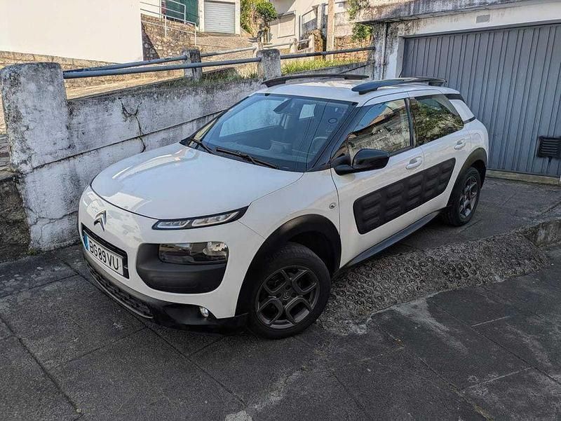 Usado 2014 Citroën C4 Cactus Feel Citadino | € 8.990 - Imagem 1/4