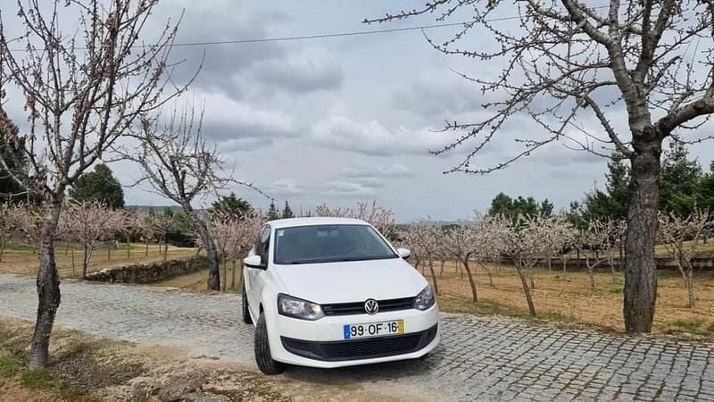 Branco Usado 2013 VW Polo Citadino | € 5.000 (Super Preço) - Imagem 1/4