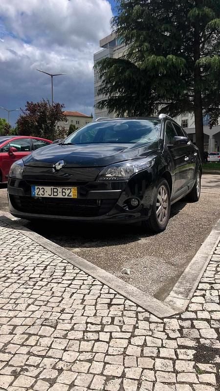 Preto Usado 2010 Renault Mégane GrandTour Carrinha | € 5.499 (Bom preço) - Imagem 1/4