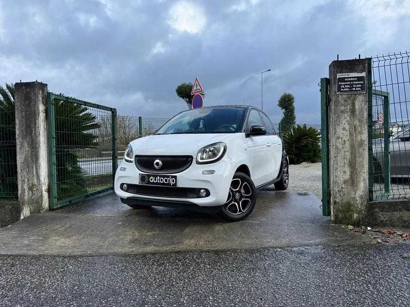 Usado Smart ForFour Passion 90 HP (66 kW) 2018 Branco Citadino