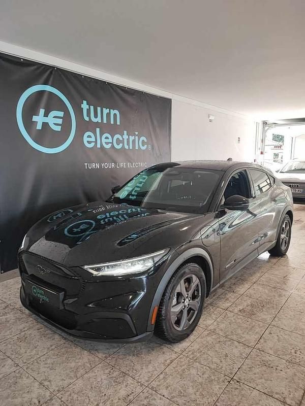 Usado Ford Mustang Mach-E 216 kW (294 HP) 2023 Preto SUV