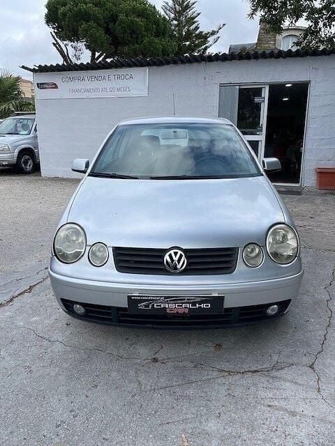 Cinza Usado 2005 VW Polo Citadino | € 4.500 (Preço justo) - Imagem 1/4