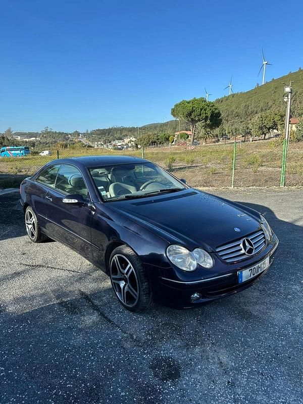 Azul Usado 2003 Mercedes CLK270 Elegance Coupé | € 7.500 (Preço justo) - Imagem 1/4