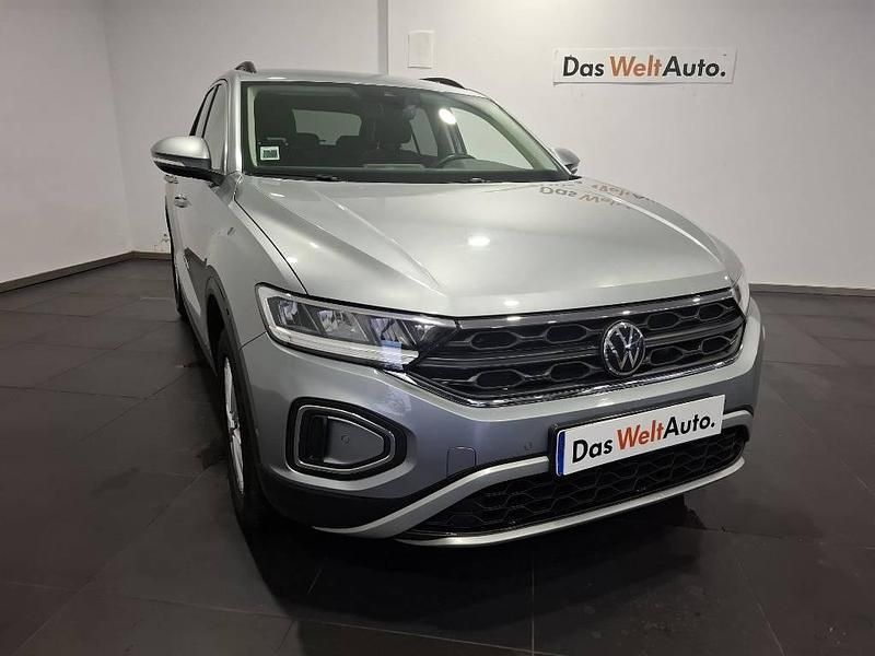 Usado VW T-Roc 110 HP (80 kW) 2024 Cinzento SUV