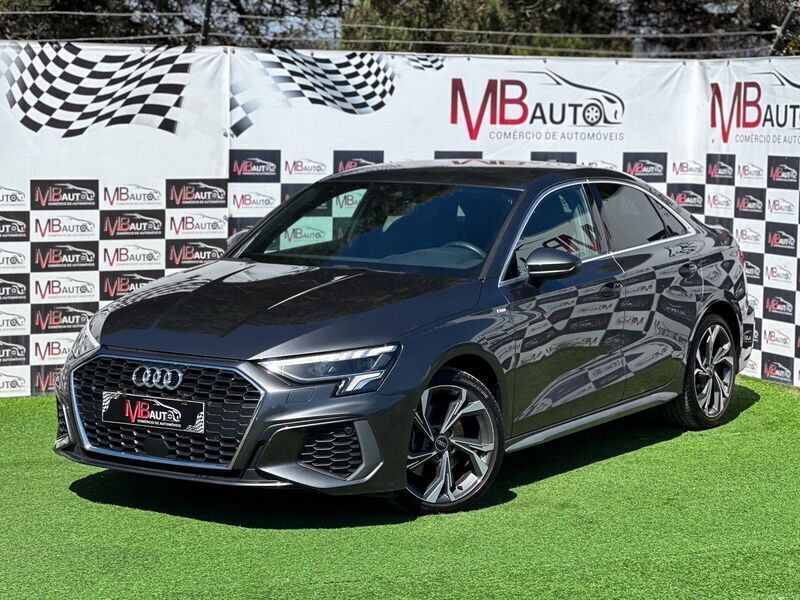 Cinza Usado 2023 Audi A3 S-Line Sedan | € 34.900 (Caro) - Imagem 1/4