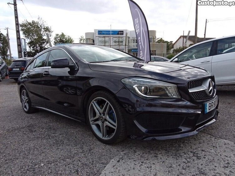 Vermelho Usado 2016 Mercedes CLA220 Shooting Brake AMG line Carrinha | € 21.900 (Preço justo) - Imagem 1/1