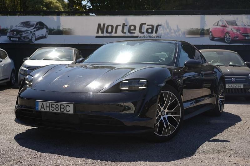 Preto Usado 2021 Porsche Taycan Sedan | € 65.890 (Preço elevado) - Imagem 1/4