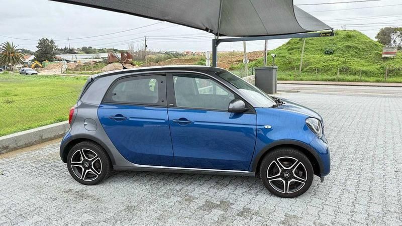 Usado Smart ForFour Passion 90 HP (66 kW) 2017 Citadino