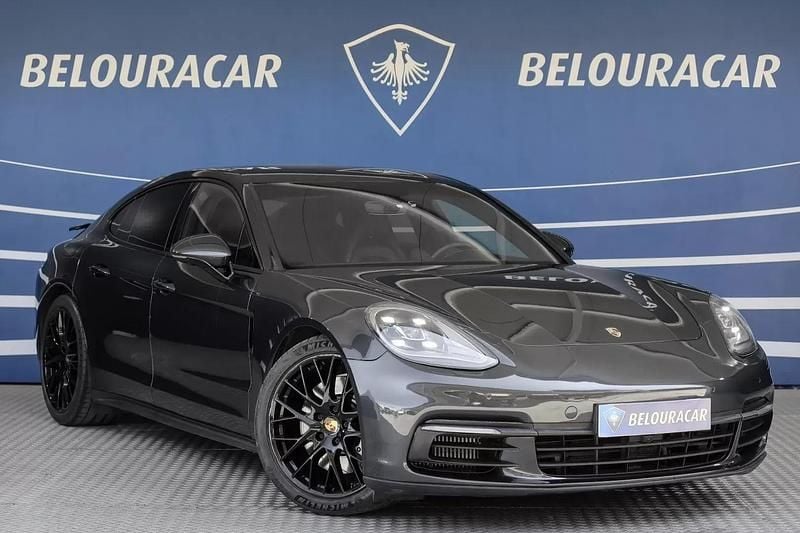 Cinzento Usado 2018 Porsche Panamera 4 Sedan | € 72.500 (Preço justo) - Imagem 1/4