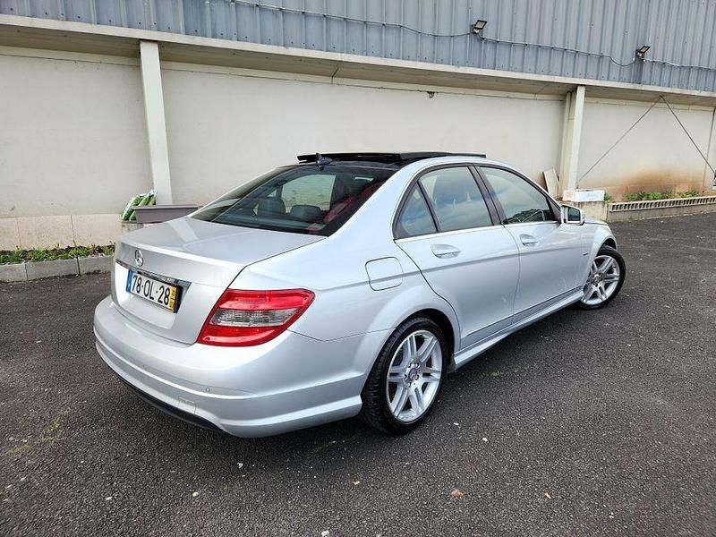 Usado Mercedes C200 AMG 135 HP (99 kW) 2010 Sedan