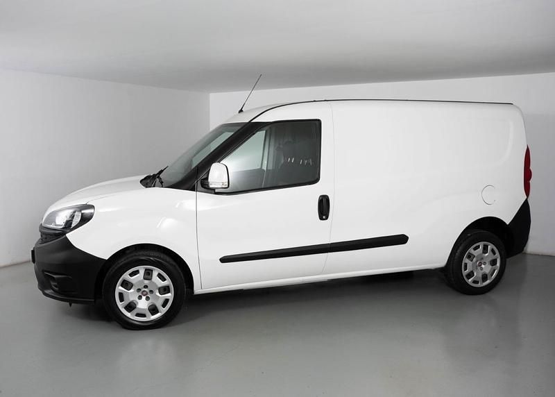 Usado Fiat Doblò 95 HP (69 kW) 2020 Branco Monovolume