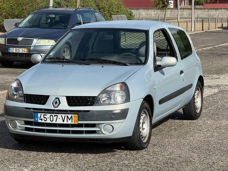 Usado 2003 Renault Clio II | € 1.100 (Super Preço) - Imagem 1/4
